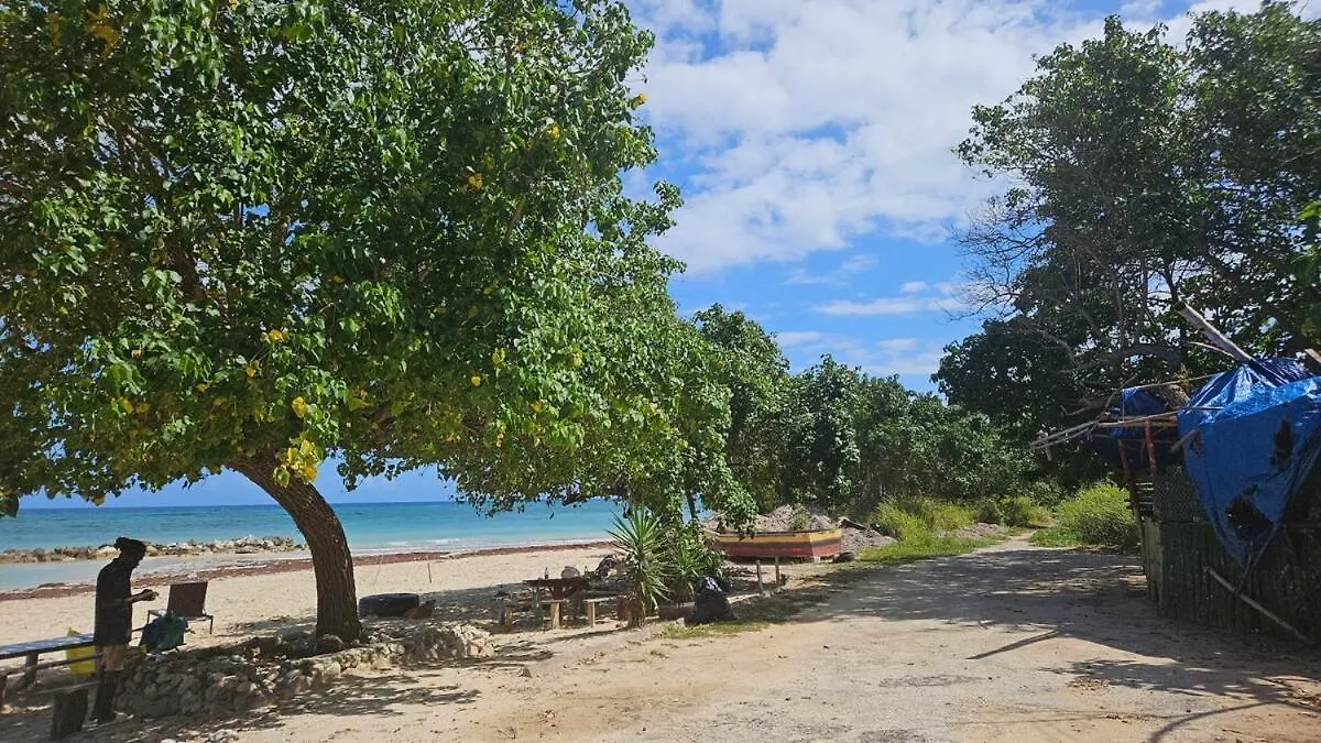 Studio Apt, Natural Beach And Pool G199A Montego Bay Appartamento